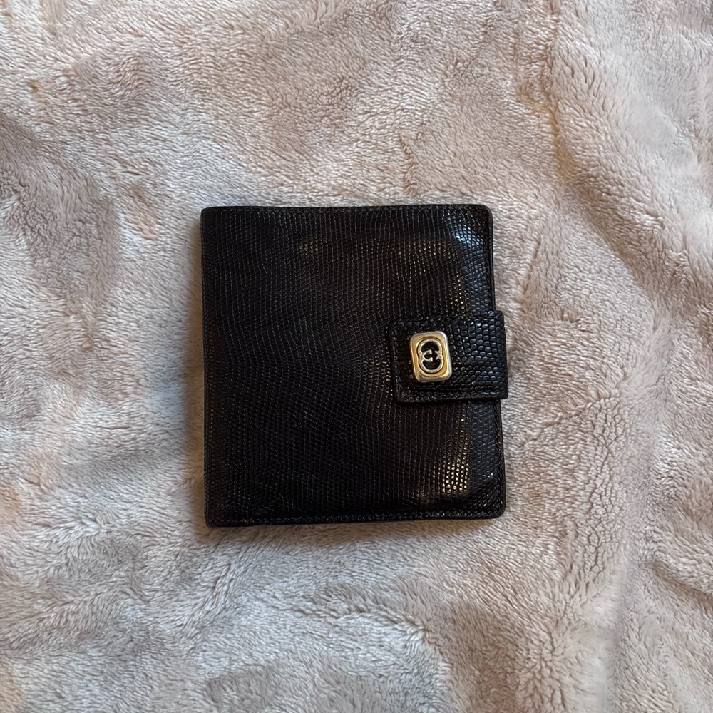 Vintage black leather Gucci wallet